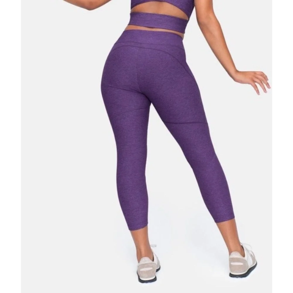 Outdoor Voices Cropped Legging BlackBerry‎ Purple XS EUC
